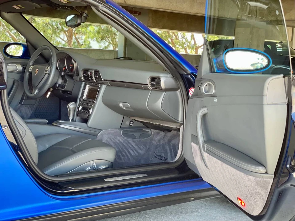2006 Porsche 997 Carrera 4 - Image 11 of 20