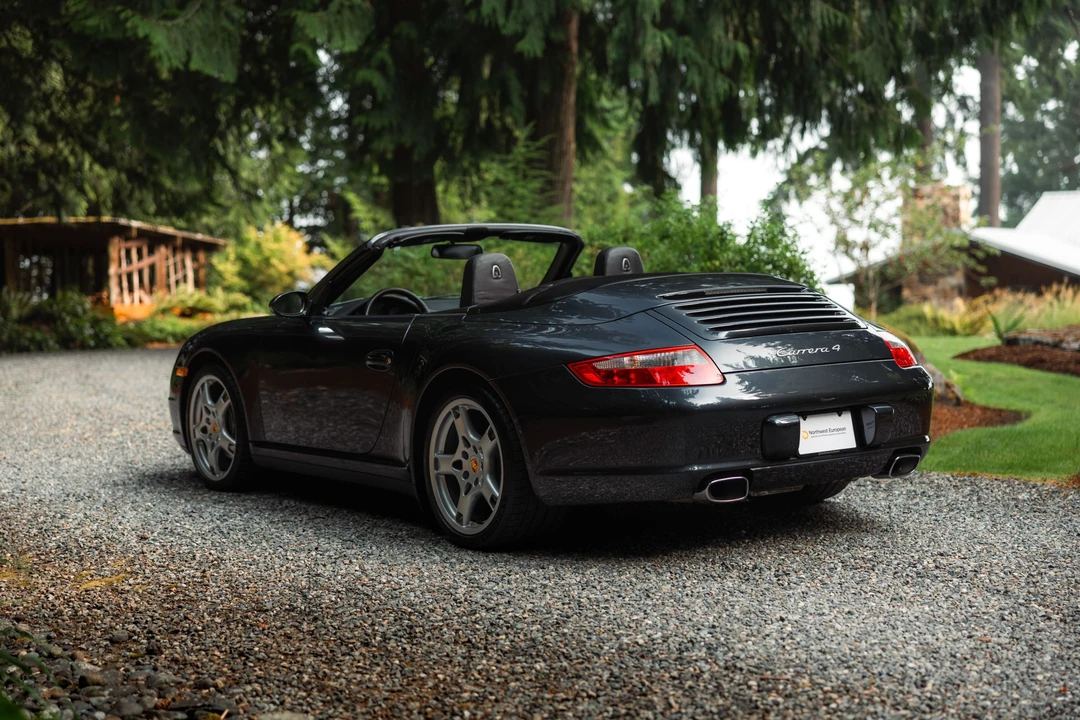 2006 Porsche 997 Carrera 4 - Image 10 of 31