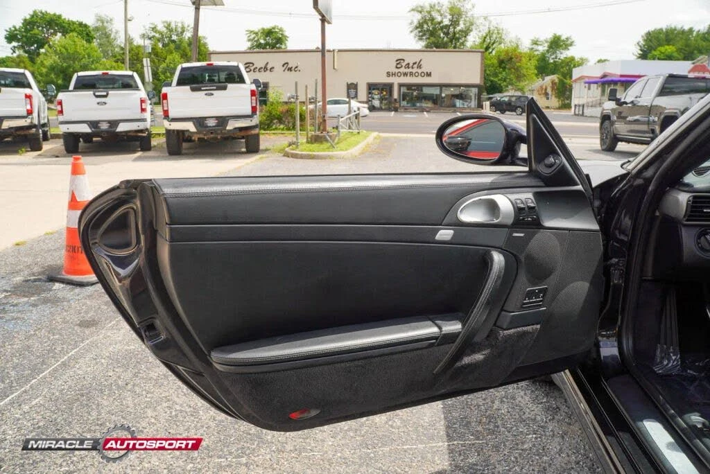 2006 Porsche 997 Carrera 4 - Image 16 of 31