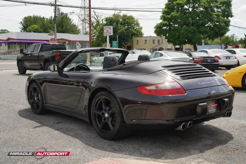 2006 Porsche 997 Carrera 4 - Image 5 of 31
