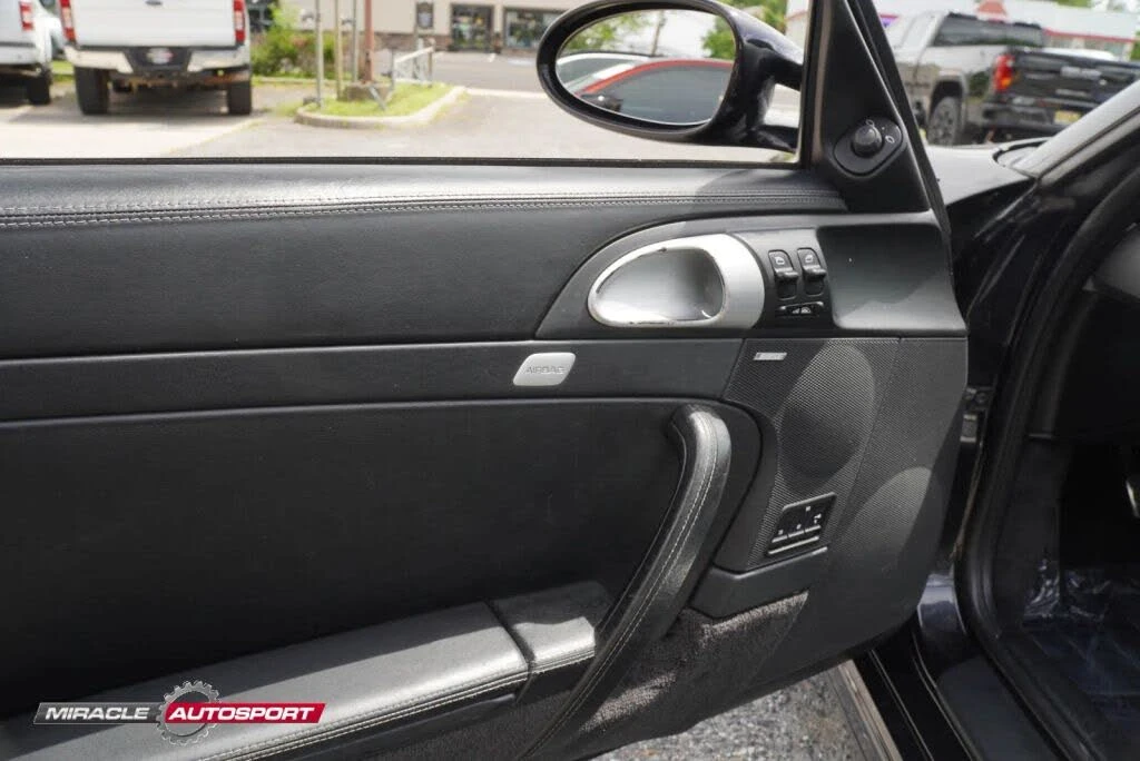 2006 Porsche 997 Carrera 4 - Image 17 of 31