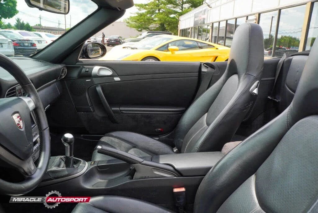 2006 Porsche 997 Carrera 4 - Image 21 of 31