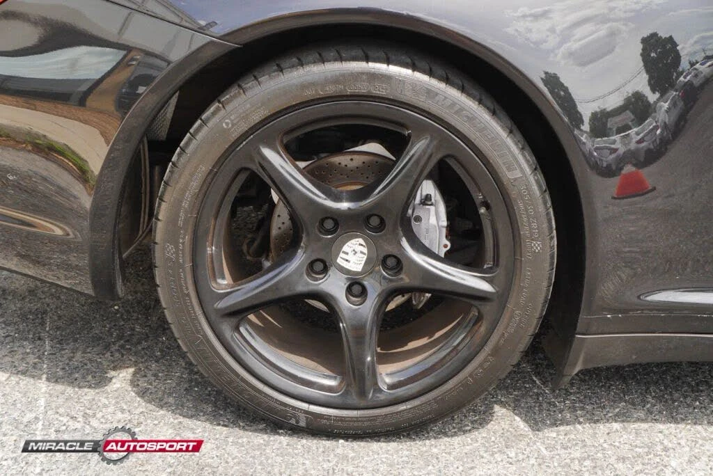 2006 Porsche 997 Carrera 4 - Image 11 of 31