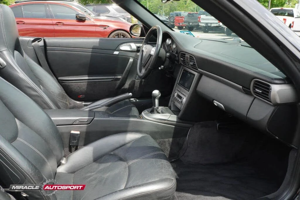 2006 Porsche 997 Carrera 4 - Image 30 of 31