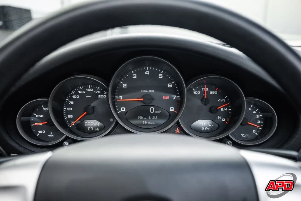 2006 Porsche 997 Carrera 4 - Image 10 of 31