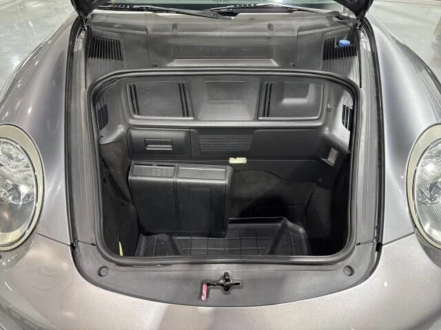 2006 Porsche 997 Carrera 4 - Image 14 of 31
