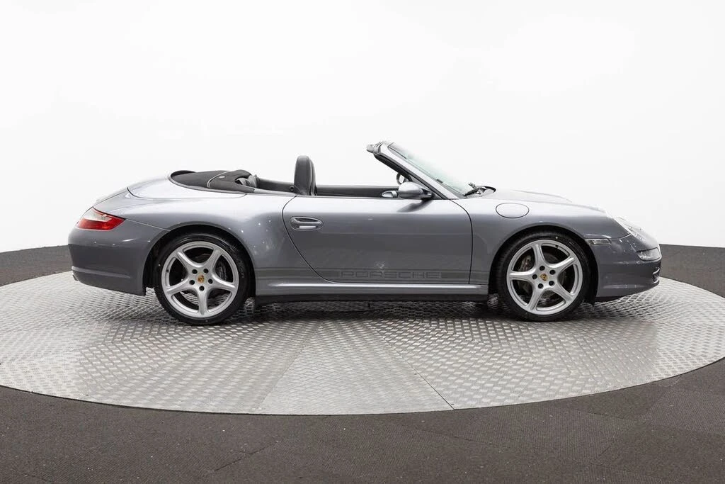 2006 Porsche 997 Carrera 4 - Image 9 of 31