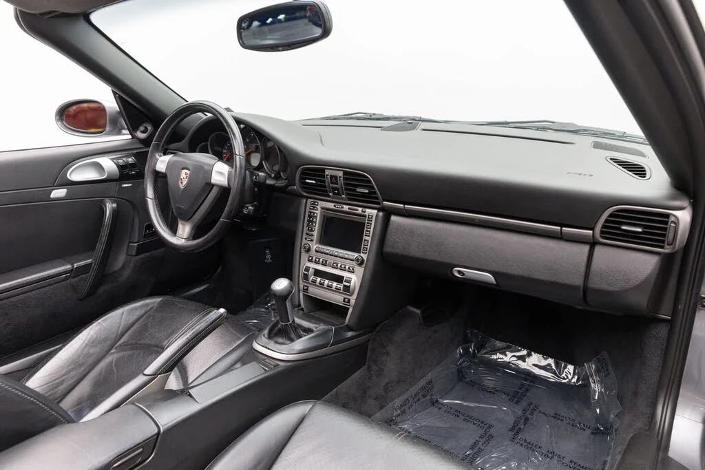 2006 Porsche 997 Carrera 4 - Image 17 of 31