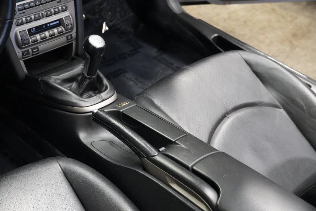 2006 Porsche 997 Carrera 4 - Image 6 of 31