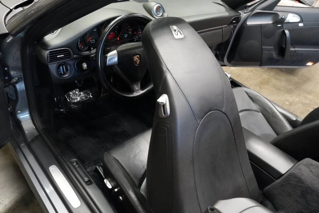 2006 Porsche 997 Carrera 4 - Image 22 of 31