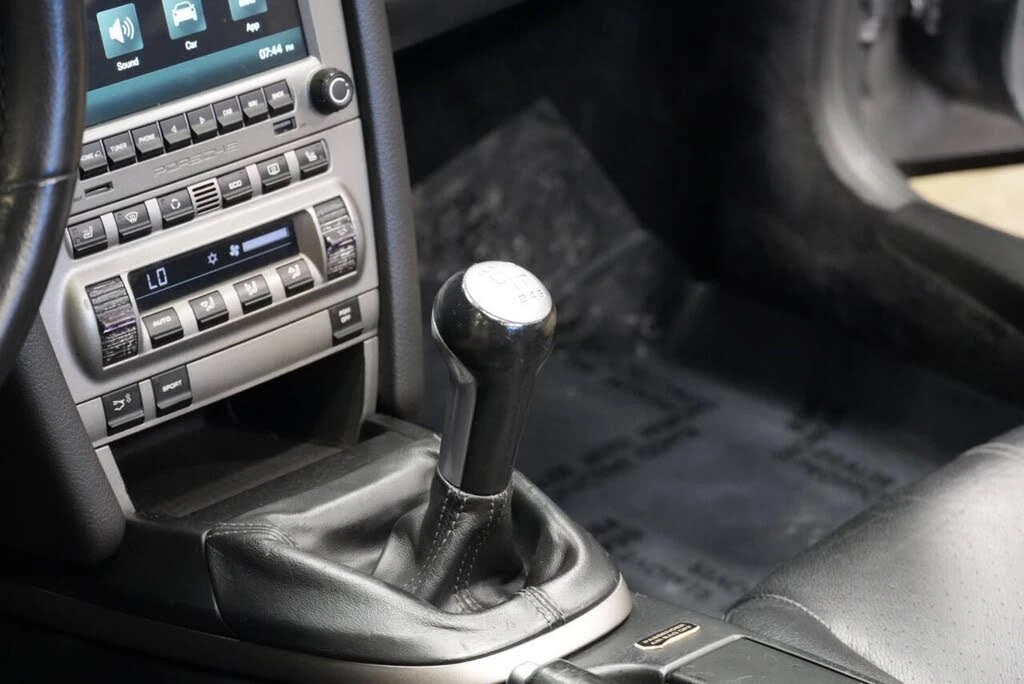 2006 Porsche 997 Carrera 4 - Image 7 of 31