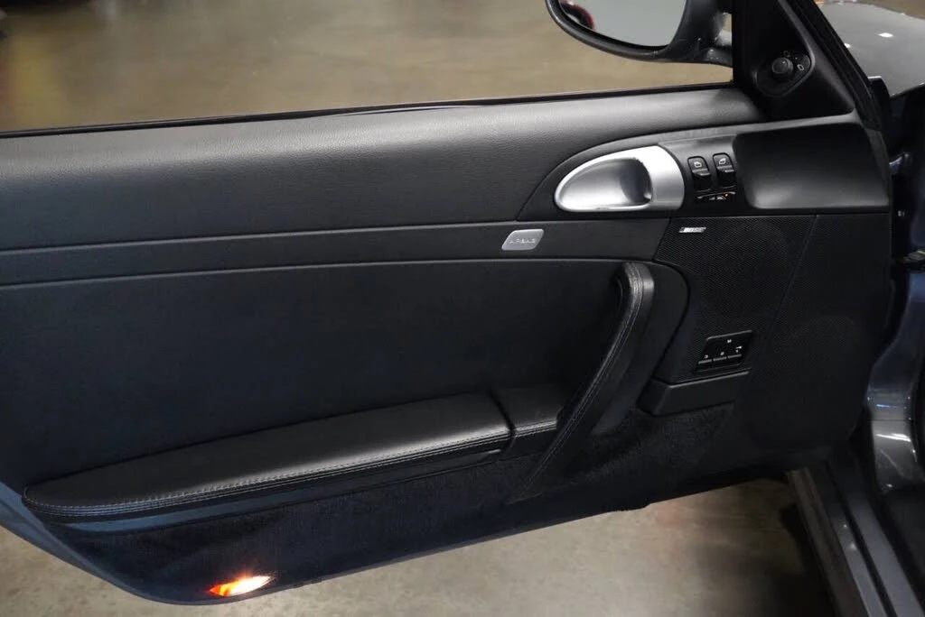 2006 Porsche 997 Carrera 4 - Image 16 of 31