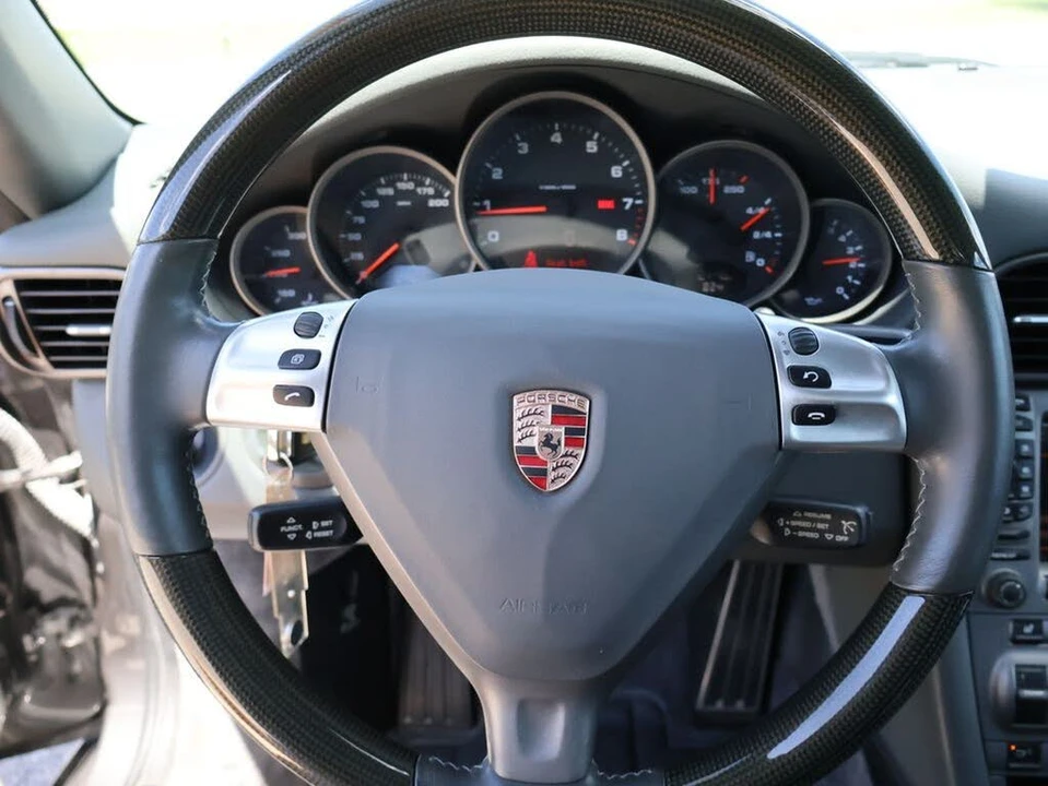 2006 Porsche 997 Carrera 4 - Image 26 of 31