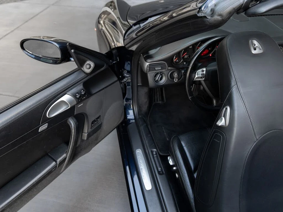 2006 Porsche 997 Carrera 4 - Image 27 of 31