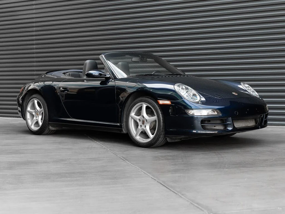 2006 Porsche 997 Carrera 4 - Image 9 of 31