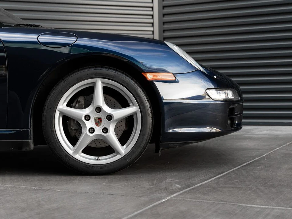 2006 Porsche 997 Carrera 4 - Image 11 of 31