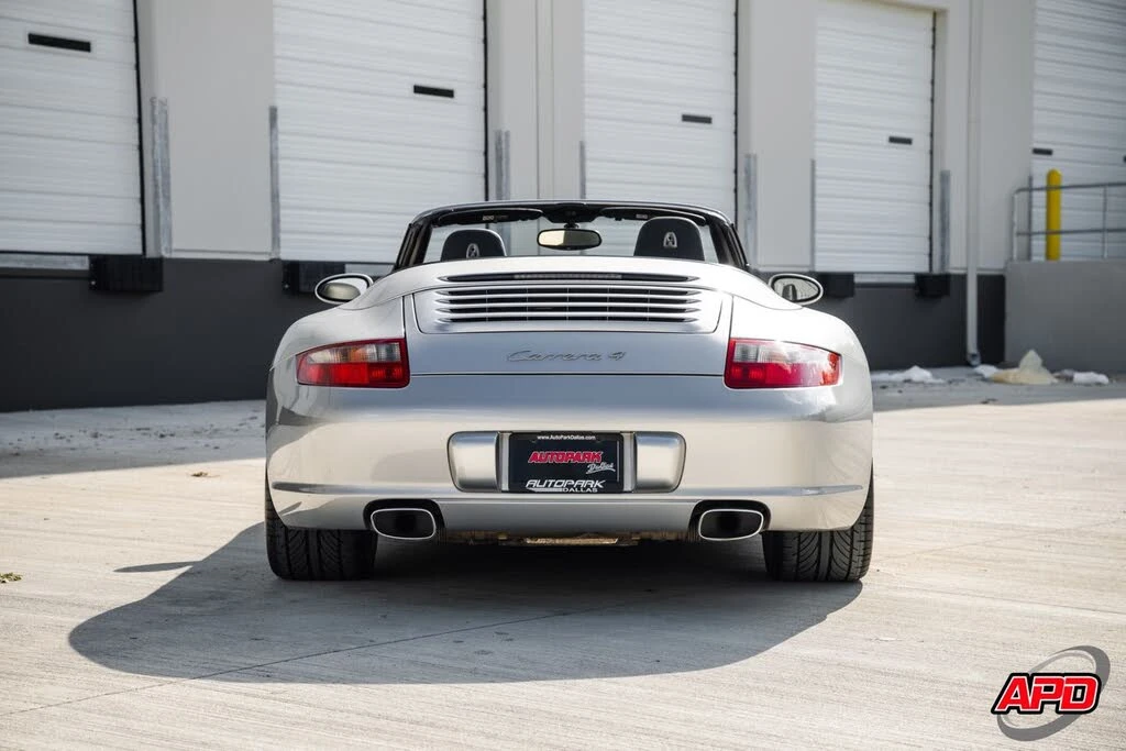 2006 Porsche 997 Carrera 4 - Image 17 of 31
