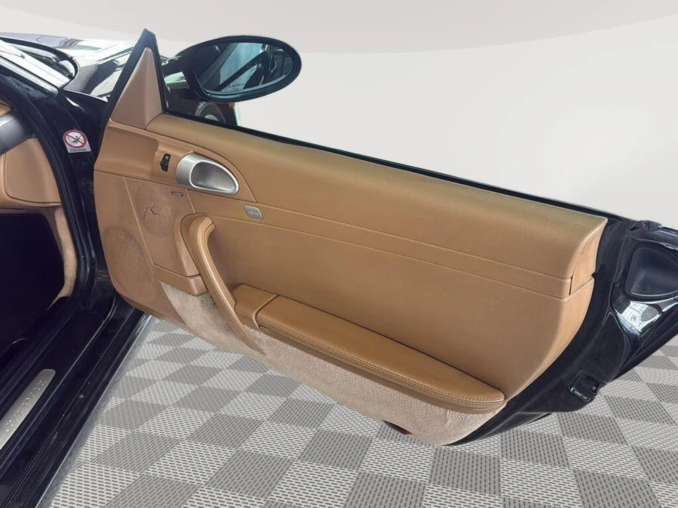 2006 Porsche 997 Carrera 4 - Image 26 of 31