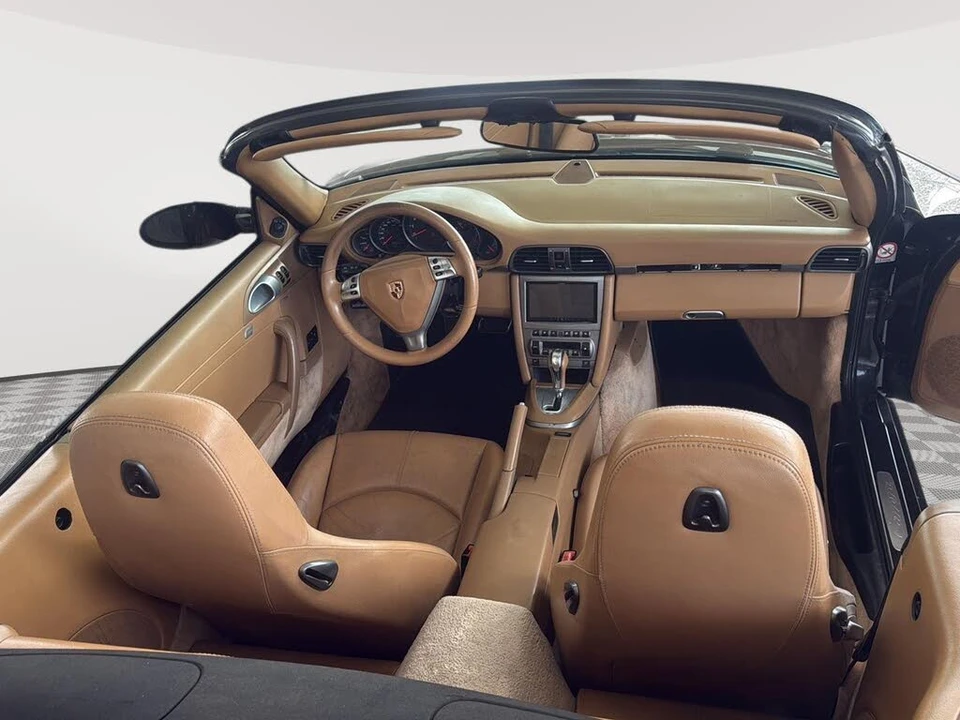 2006 Porsche 997 Carrera 4 - Image 23 of 31