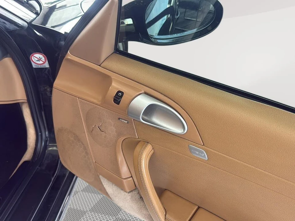 2006 Porsche 997 Carrera 4 - Image 27 of 31