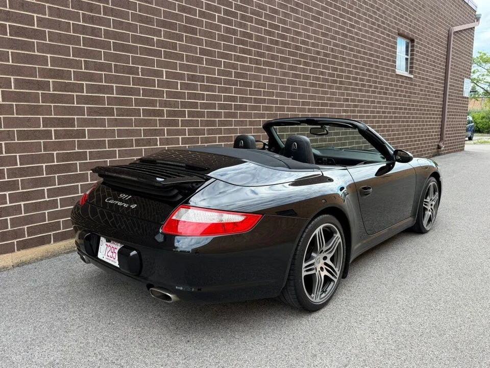 2006 Porsche 997 Carrera 4 - Image 7 of 17