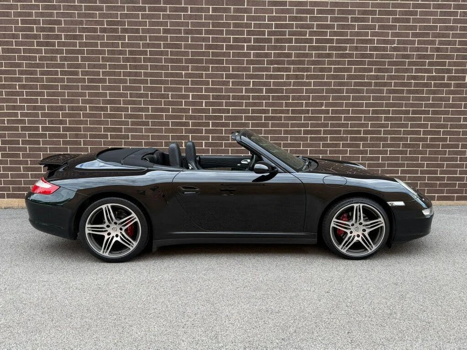 2006 Porsche 997 Carrera 4 - Image 6 of 17