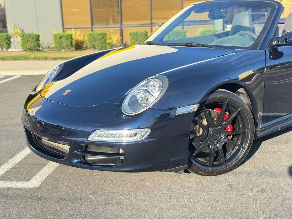 2006 Porsche 997 Carrera 4 - Image 2 of 14