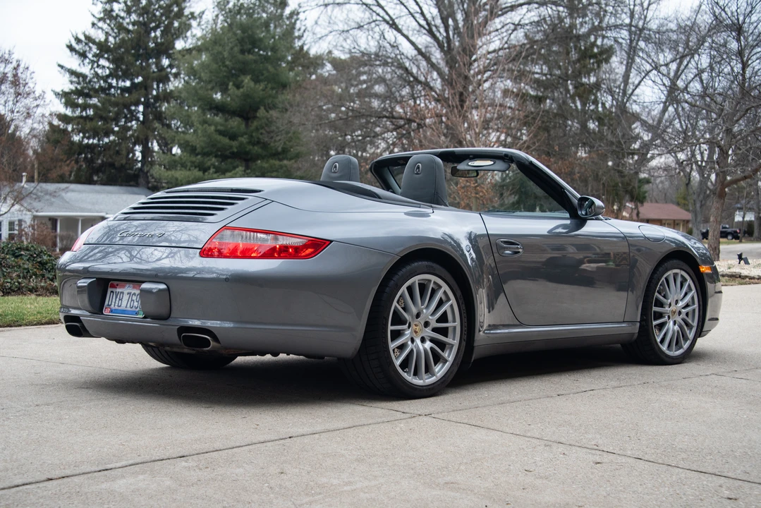 2006 Porsche 997 Carrera 4 - Image 8 of 31
