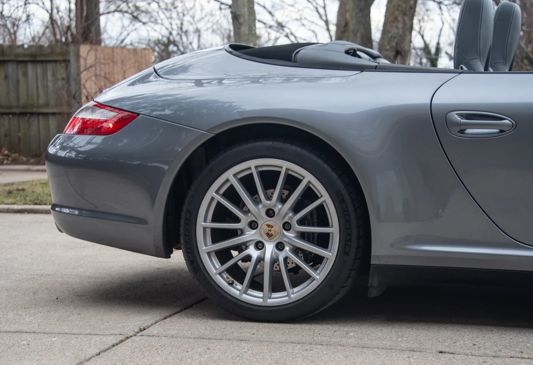 2006 Porsche 997 Carrera 4 - Image 21 of 31