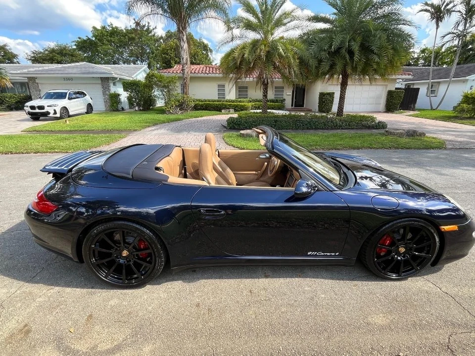 2006 Porsche 997 Carrera 4 - Image 6 of 31