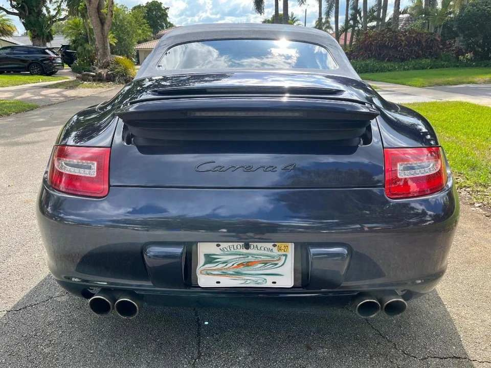 2006 Porsche 997 Carrera 4 - Image 12 of 31
