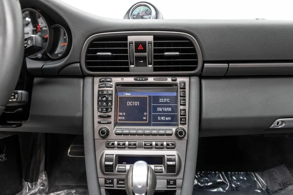 2006 Porsche 997 Carrera 4 - Image 21 of 31