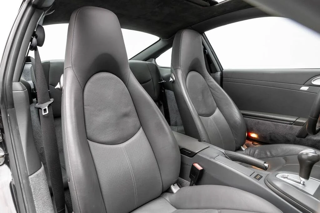 2006 Porsche 997 Carrera 4 - Image 14 of 31