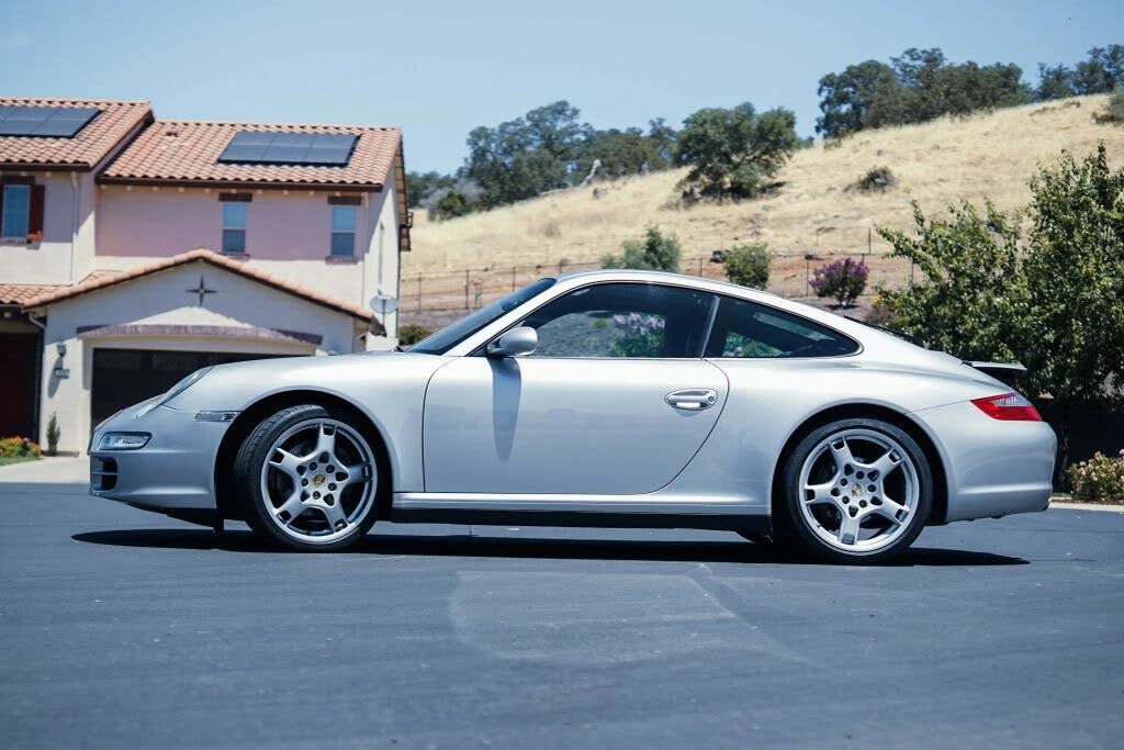 2006 Porsche 997 Carrera 4 - Image 5 of 31