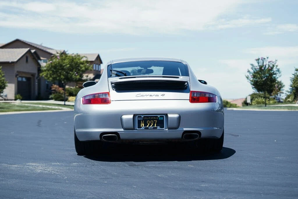 2006 Porsche 997 Carrera 4 - Image 6 of 31