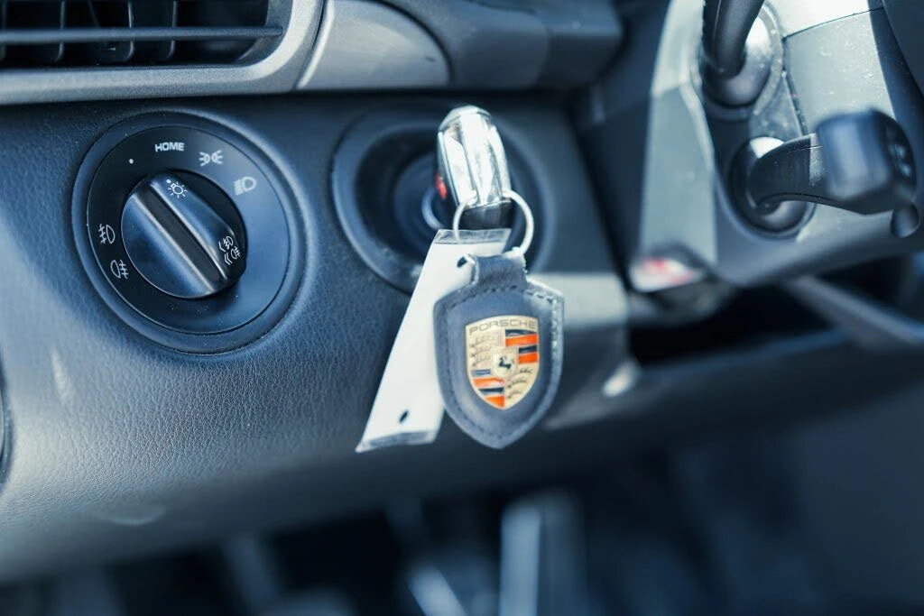 2006 Porsche 997 Carrera 4 - Image 10 of 31