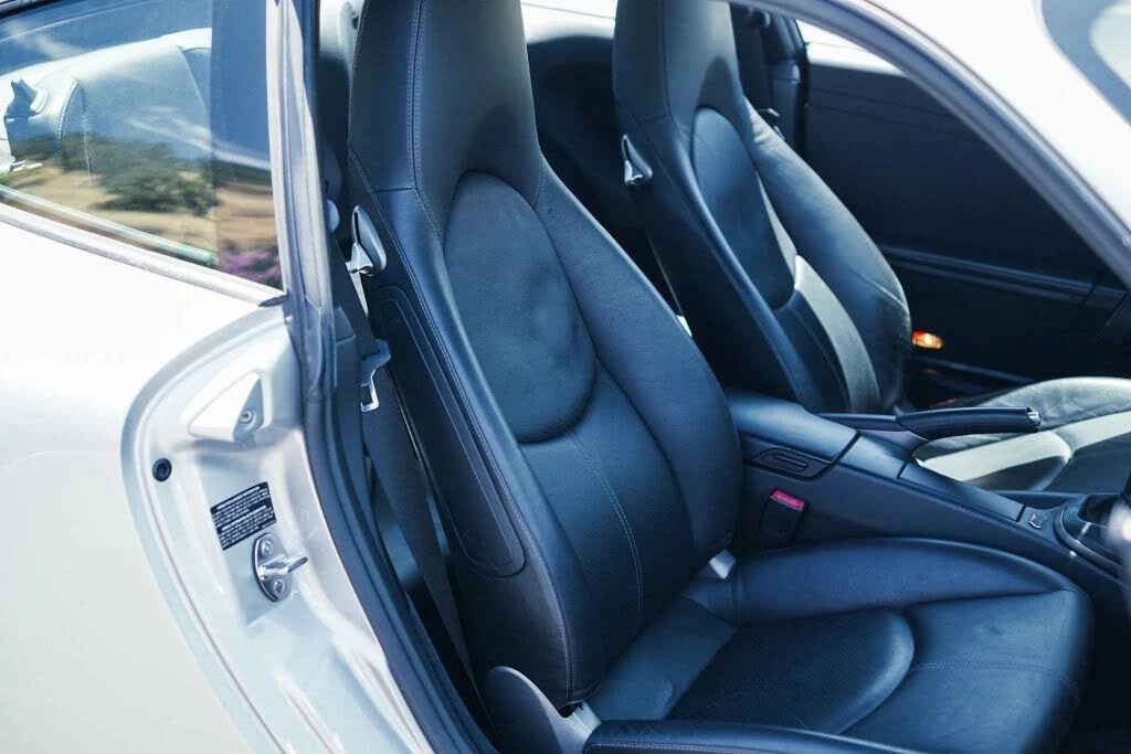 2006 Porsche 997 Carrera 4 - Image 28 of 31