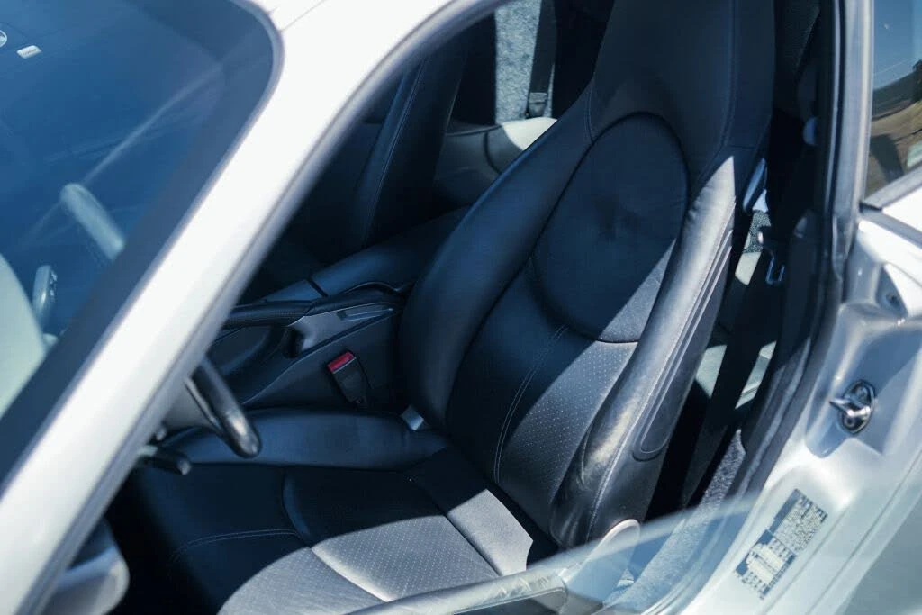 2006 Porsche 997 Carrera 4 - Image 13 of 31