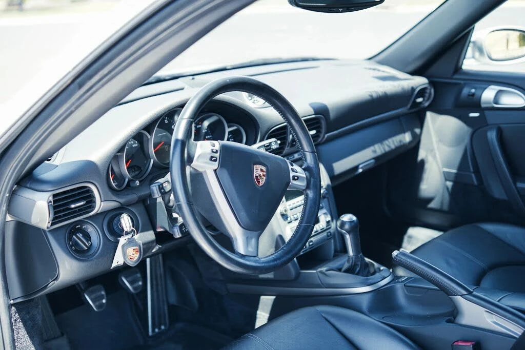 2006 Porsche 997 Carrera 4 - Image 11 of 31