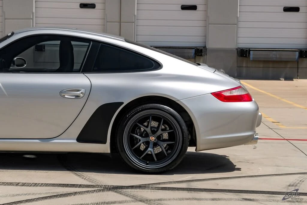 2006 Porsche 997 Carrera 4 - Image 10 of 31