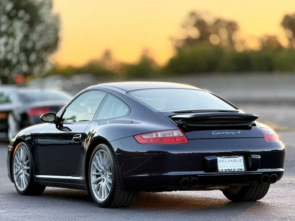 2006 Porsche 997 Carrera 4 - Image 6 of 24