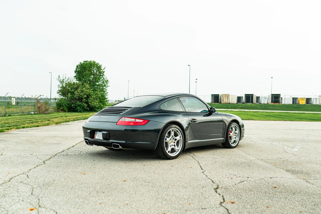 2006 Porsche 997 Carrera 4 - Image 14 of 31