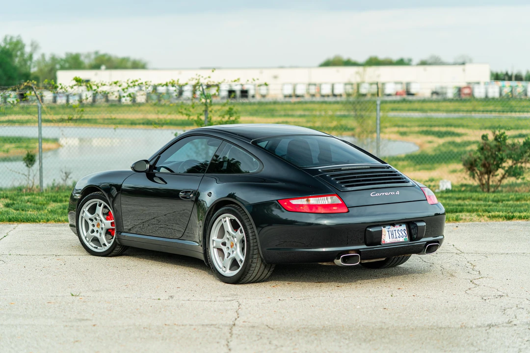 2006 Porsche 997 Carrera 4 - Image 9 of 31