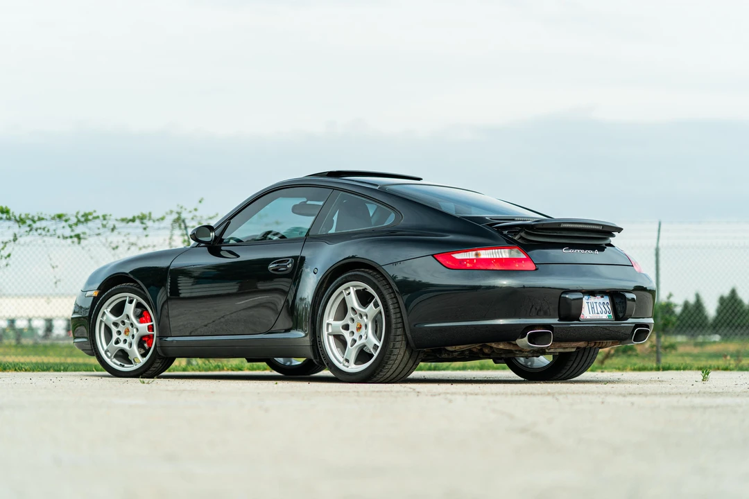 2006 Porsche 997 Carrera 4 - Image 7 of 31