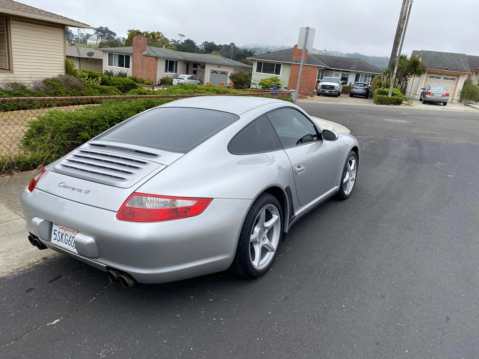 2006 Porsche 997 Carrera 4 - Image 20 of 31