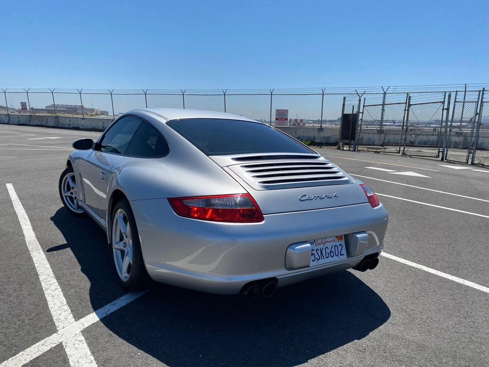 2006 Porsche 997 Carrera 4 - Image 16 of 31