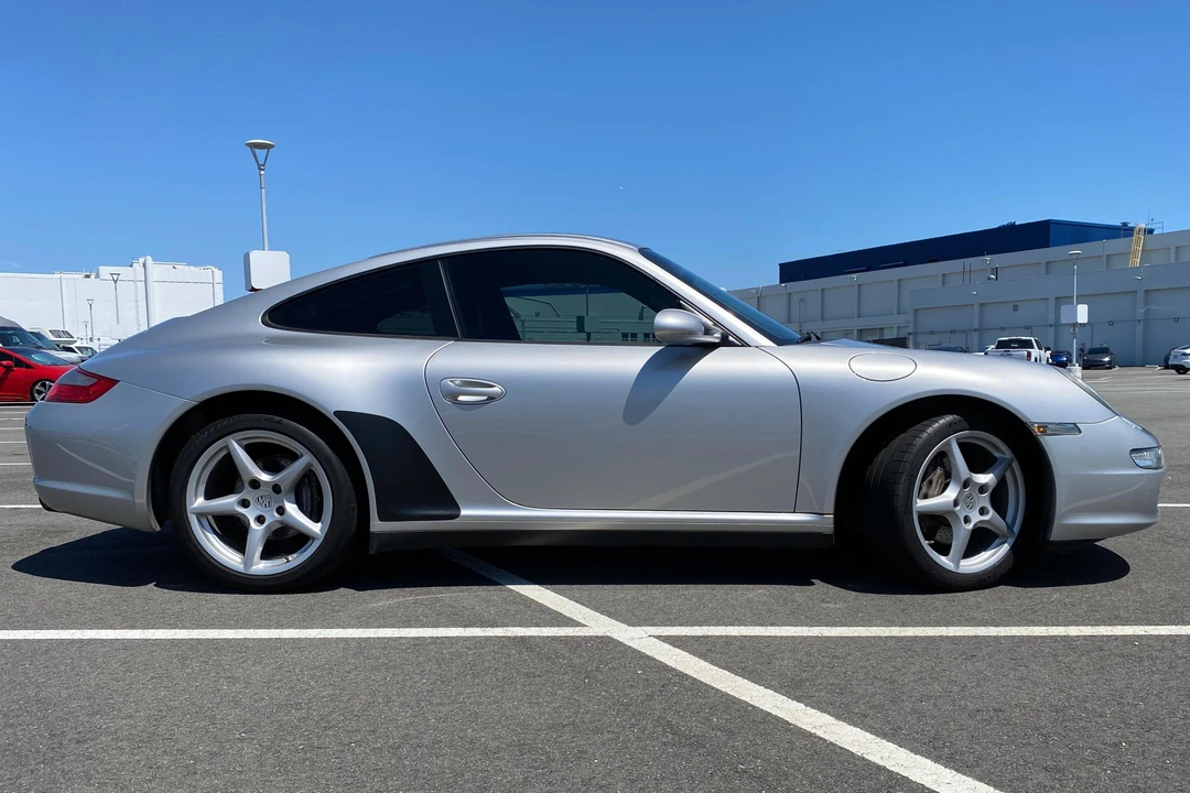 2006 Porsche 997 Carrera 4 - Image 3 of 31