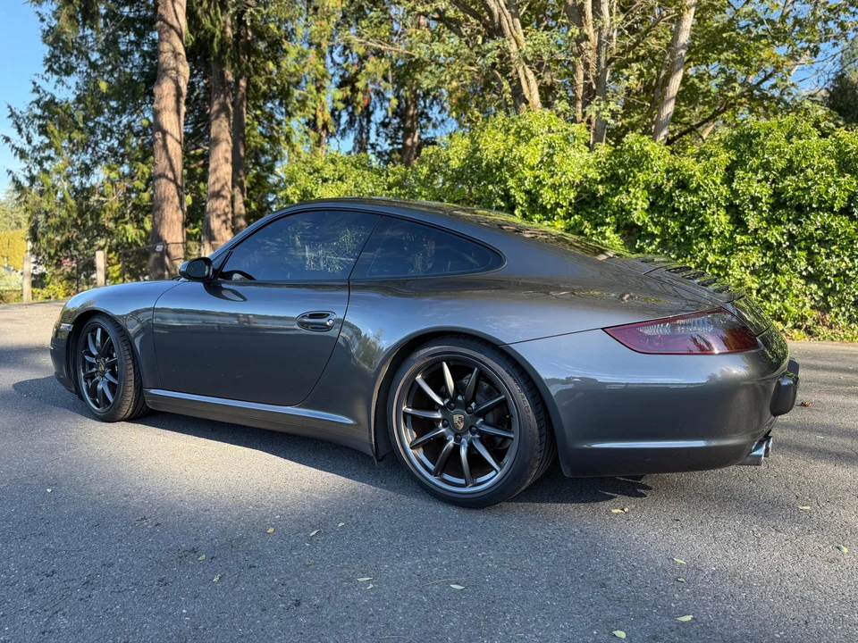2006 Porsche 997 Carrera 4 - Image 12 of 31