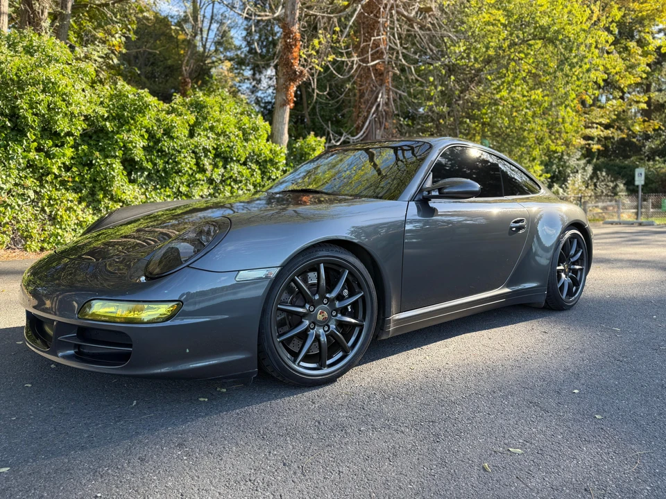 2006 Porsche 997 Carrera 4 - Image 10 of 31