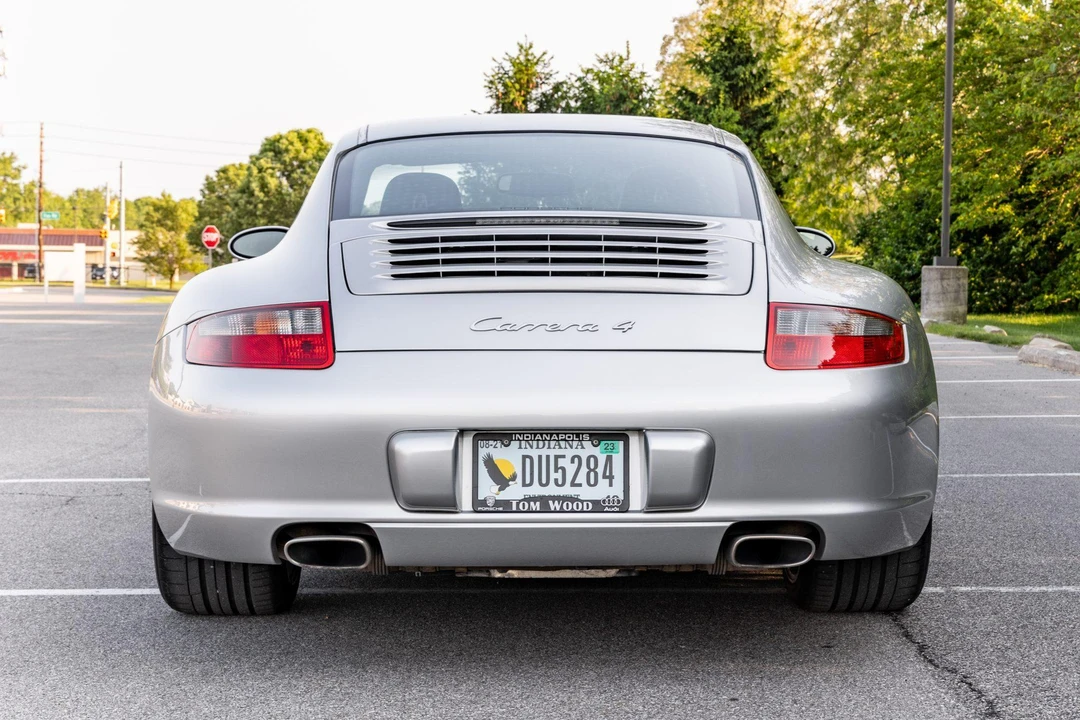 2006 Porsche 997 Carrera 4 - Image 5 of 18